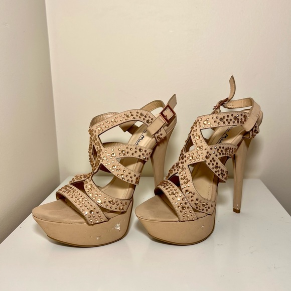 Platform heels - Picture 3 of 6